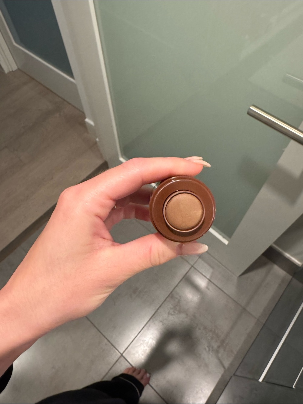 Rhode sunbed bronzer - Picture 6 of 11